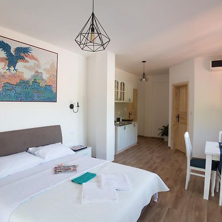 Vasiliki Apartment Virpazar Bagian luar foto