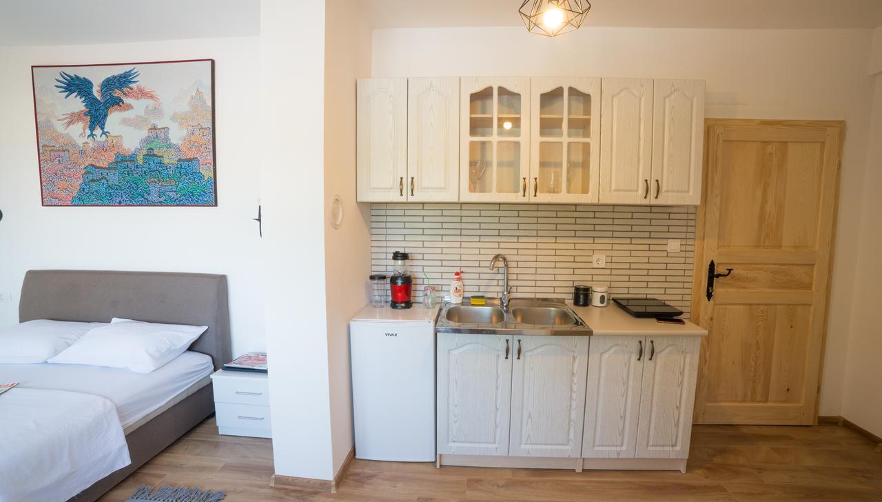 Vasiliki Apartment Virpazar Bagian luar foto