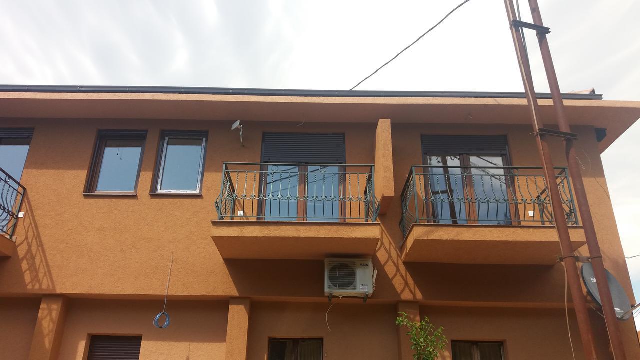 Vasiliki Apartment Virpazar Bagian luar foto
